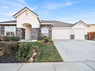 4125 Haleakala Ave, Redding, CA 96001