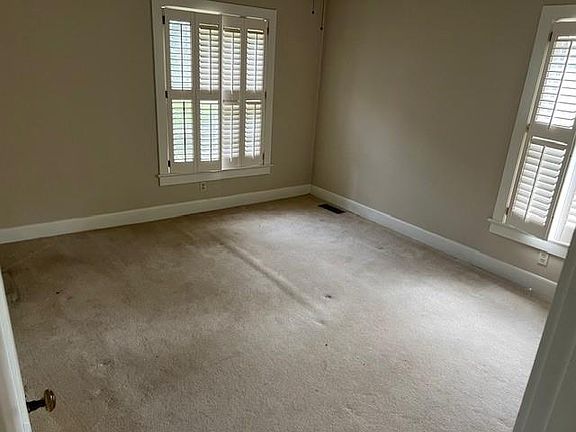 3rd image of 115 Ridgecrest Ave