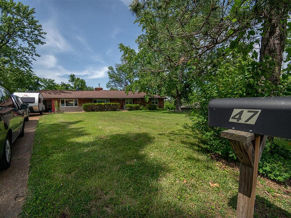 1st image of 47 Branford Dr