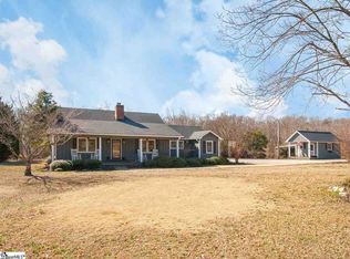 211 Coggins Rd, Woodruff, SC 29388
