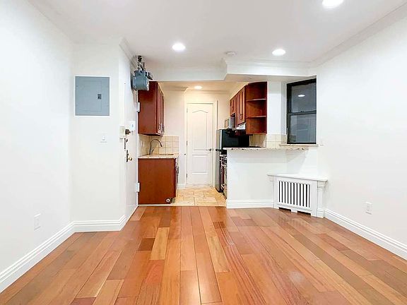 5th image of 159 E 99th St APT 2A
