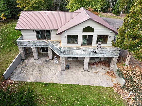 3rd image of 13613 Carmody Rd