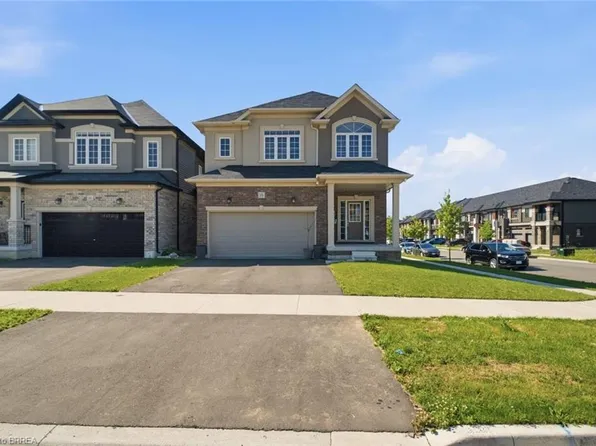 18 Macklin St, Brantford, ON N3V 0B2
