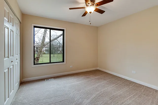 961 Cross Creek Dr N #2A — Photo 16