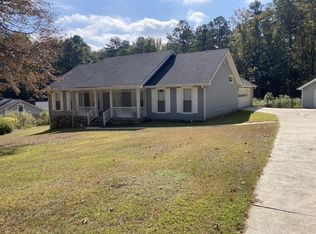 786 Corinth Dr, Jonesboro, GA 30238