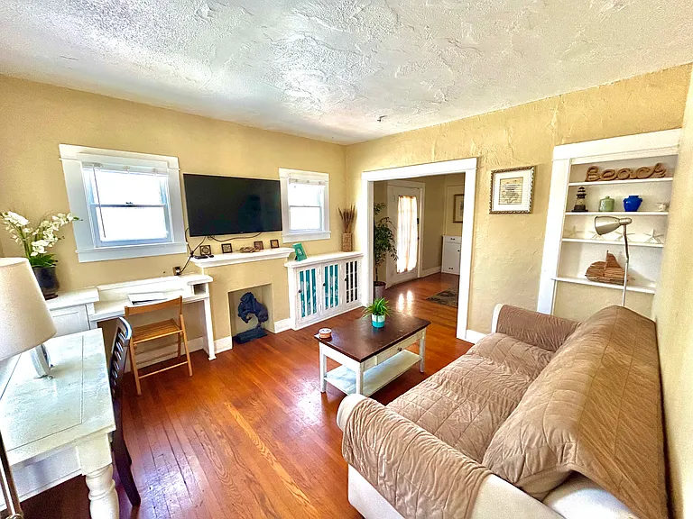 419 Gravilla Furnished #FURNISHED — Photo 2