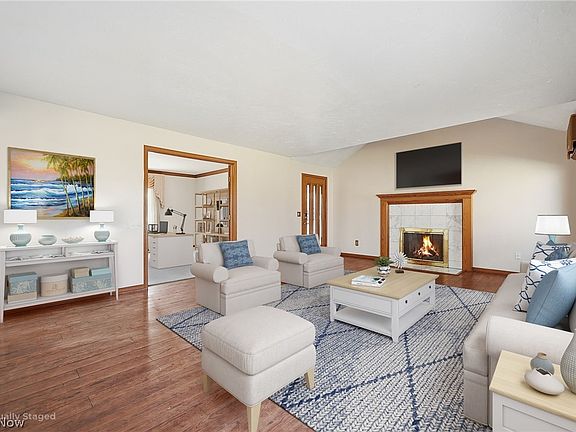 4th image of 19649 Sagamore Rd