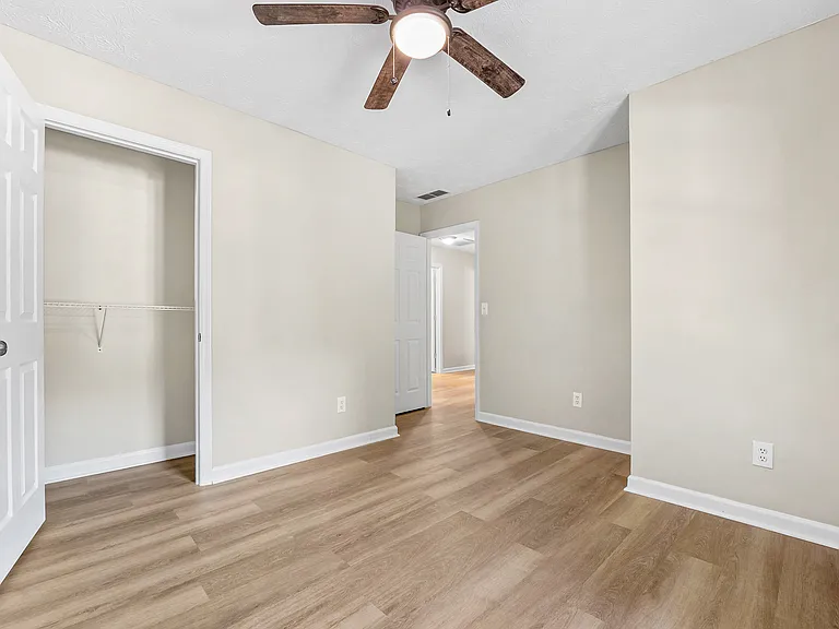 5075 N Bridges Dr — Photo 18