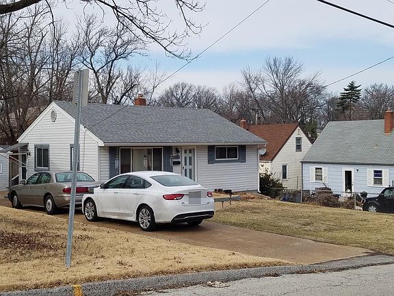 2nd image of 3365 W Tennyson Ave