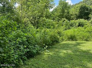 100 Knot Hole Rd, Arjay, KY 40902