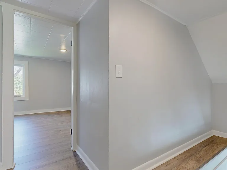 10 Riverbank Ct — Photo 18