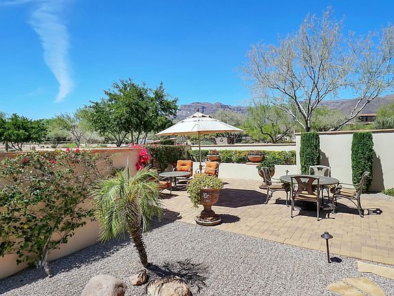 2769 s Lookout Ridge-12