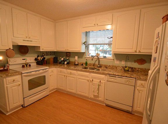 4th image of 120 Hidden Lakes Dr