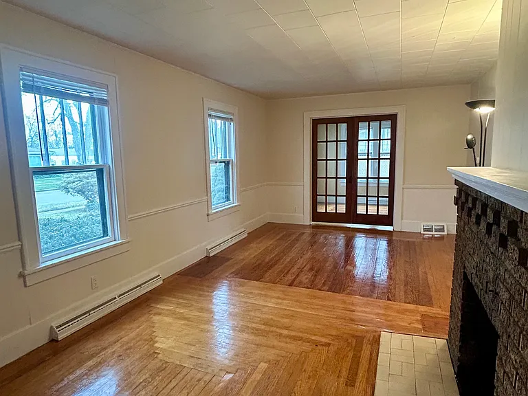 957 Vassar Dr #1 — Photo 2