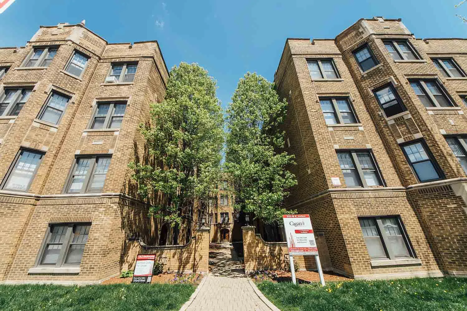 2332-48 W Addison/3600 N. Claremont — Photo 1