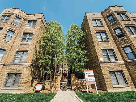 2348 W. Addison - Exterior