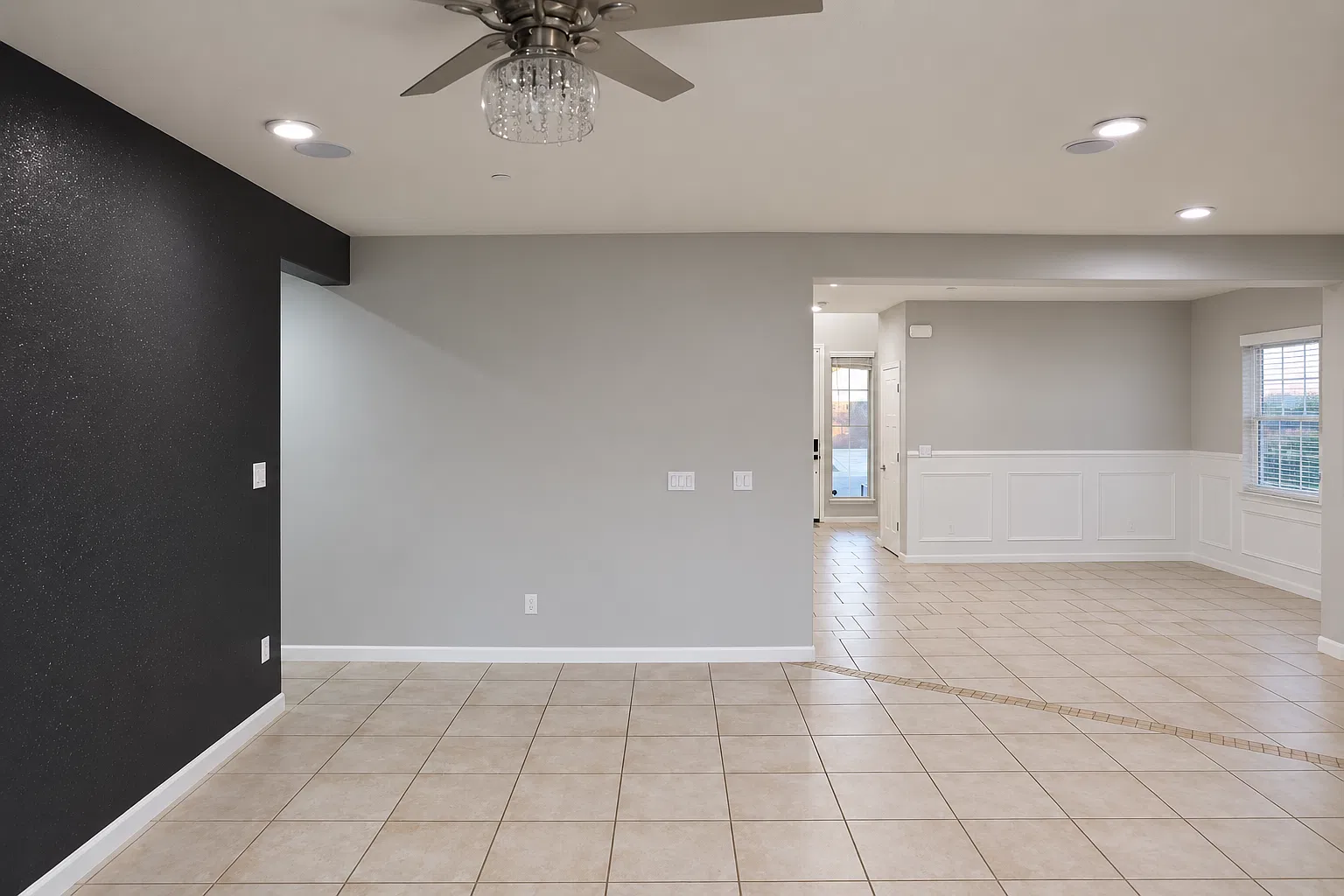 4 bed, 2631 sqft, $3,200 — Photo 3