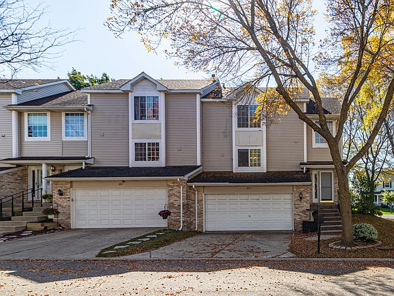 2nd image of 355 Stevens Ct