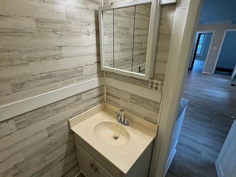1013 Harding Way E #2 — Photo 6