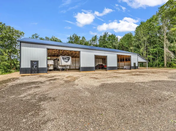 6421 Sycamore Rd, Centerburg, OH 43011