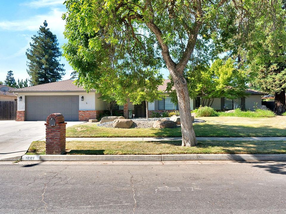 1st image of 1661 E Fallbrook Ave