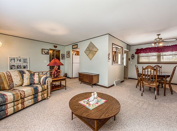 4th image of 7920 Westview Ln