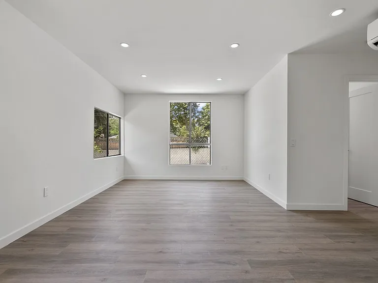 1757 June Ln — Photo 11