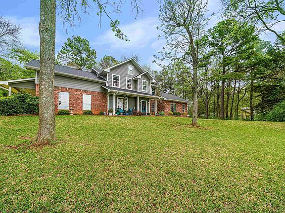 3rd image of 555 County Road 3807