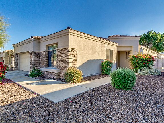 5th image of 2227 E Branham Ln