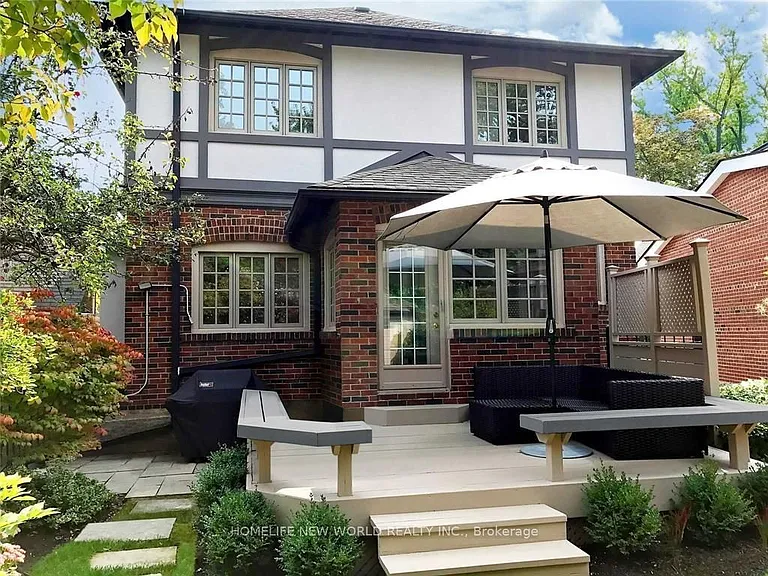 47 Lawrence Cres — Photo 19