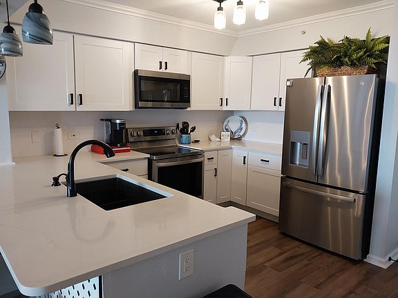 2nd image of 970 Highway 98 E Unit 703