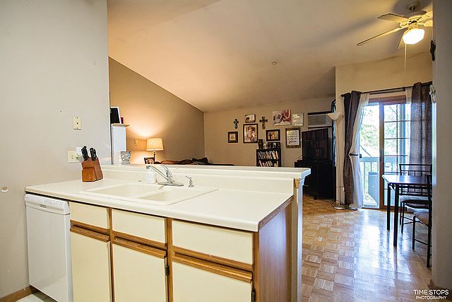1st image of 1321 Cunat Ct APT 2C