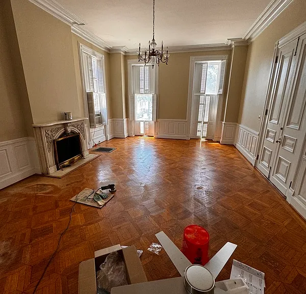 500 W Franklin St #1 — Photo 3
