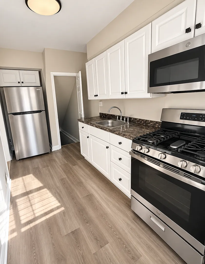 3 Bedroom Home in Middle River — Photo 4