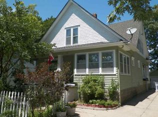 118 E 10th St, Newton, KS 67114