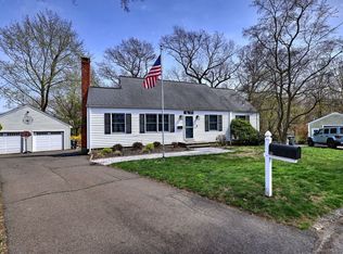 94 Hayes Dr, Milford, CT 06460