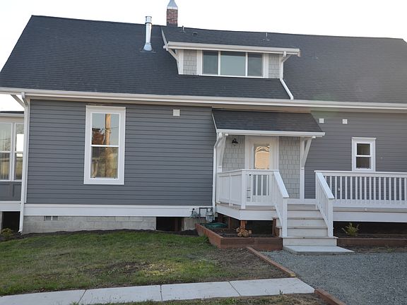 Family Entrance, large deck.