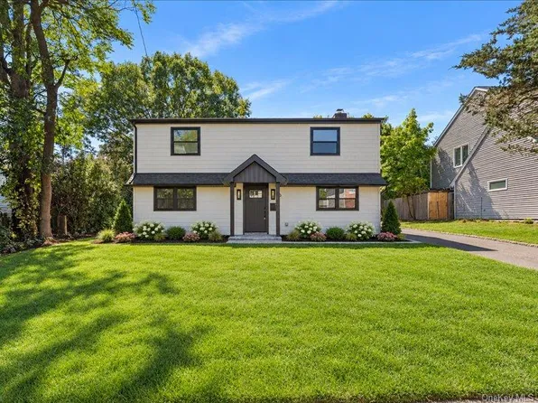 6 Slocum Avenue, Port Washington, NY 11050