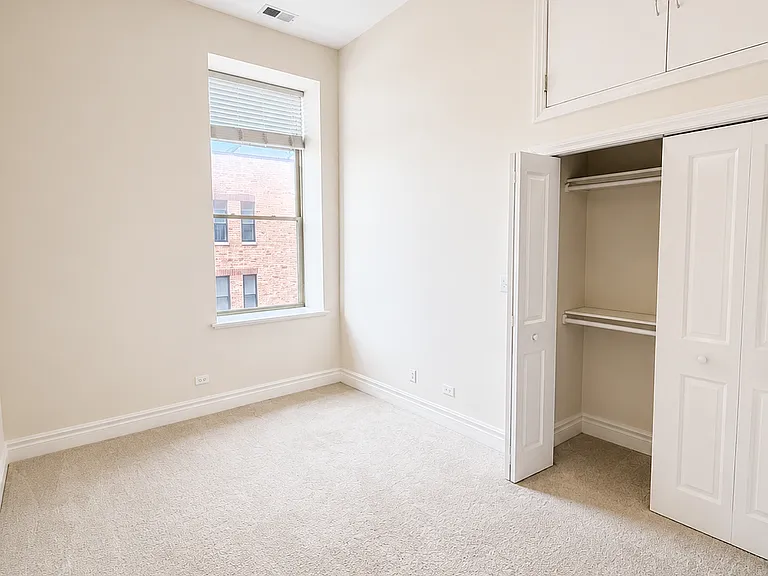 1470 W Carmen Ave #301 — Photo 15