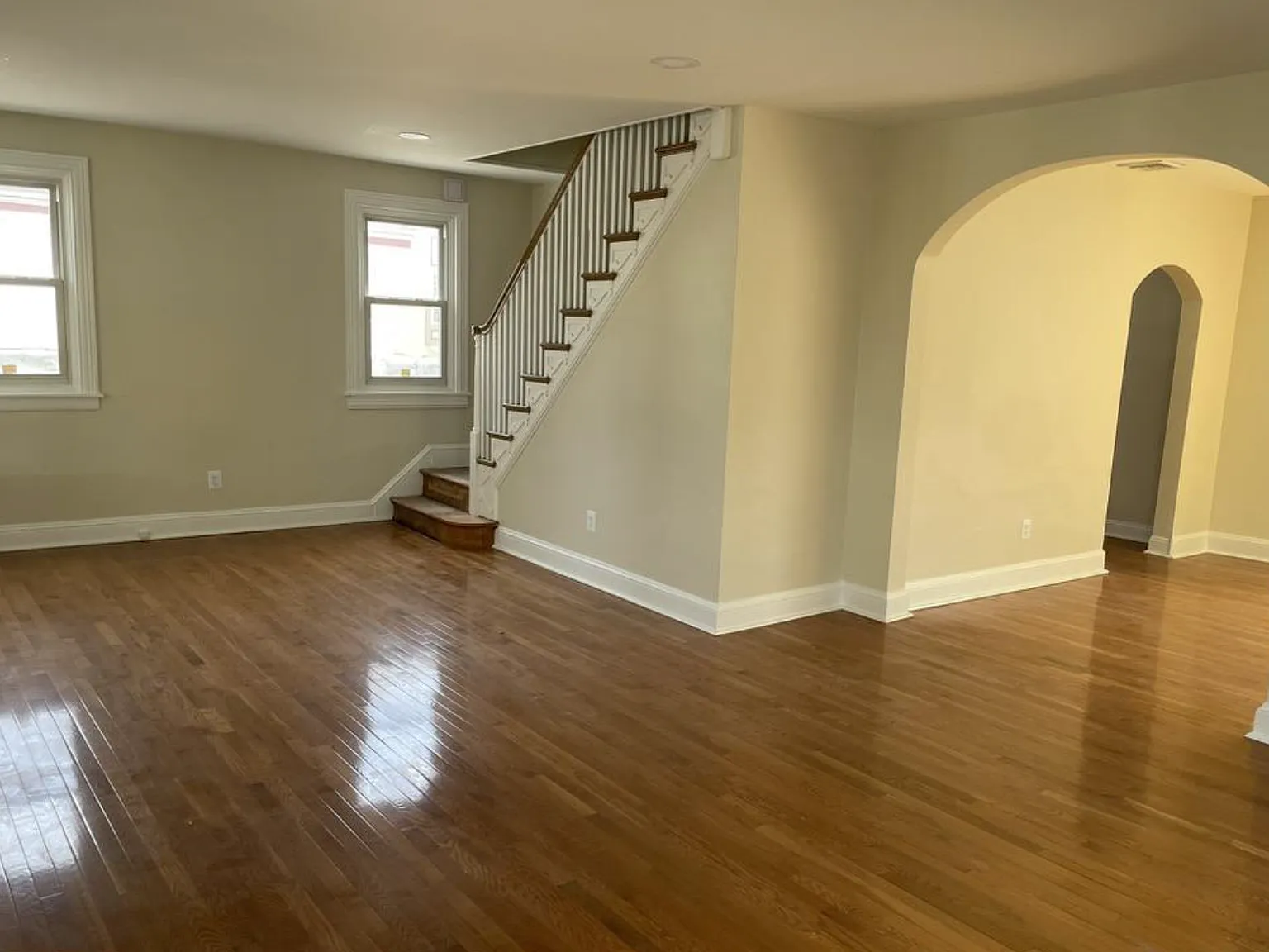 3 bed, 2000 sqft, $3,500 — Photo 3