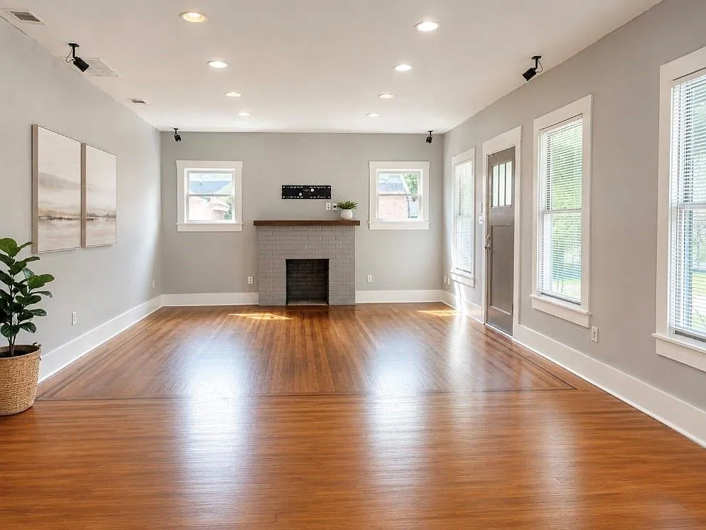 2 bed, 1.0 bath, 1362 sqft, $2,650 — Photo 2