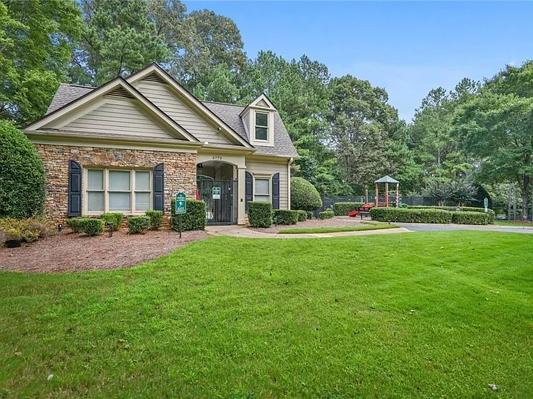 3673 Willgrove Way — Photo 25
