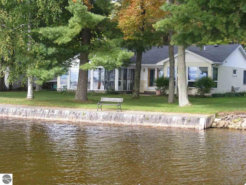 1st image of 115 Kimel Dr