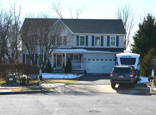 2842 Graybill Ct, New Windsor, MD 21776