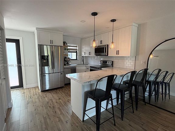 3rd image of 3800 Palm Ave APT 217