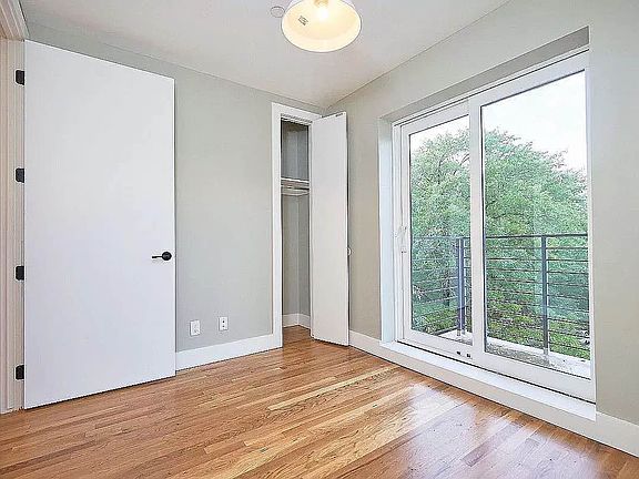 2nd image of 692 Chauncey St #2