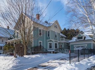 25 Kensington Ave, Northampton, MA 01060