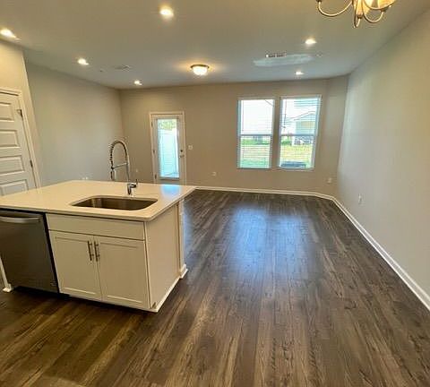 3rd image of 3338 Brookberry Ln