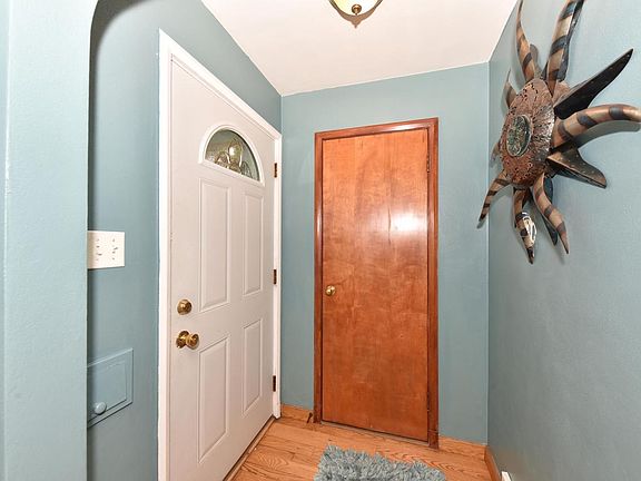 4th image of 3208 S 30th STREET