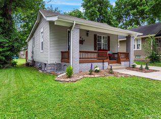 414 Plum St, Edwardsville, IL 62025